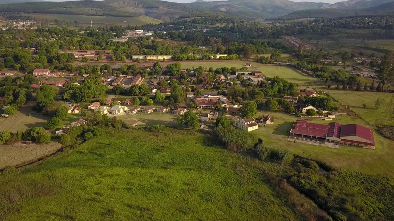 Floreat Riverside Lodge And Spa Sabie Exteriör bild