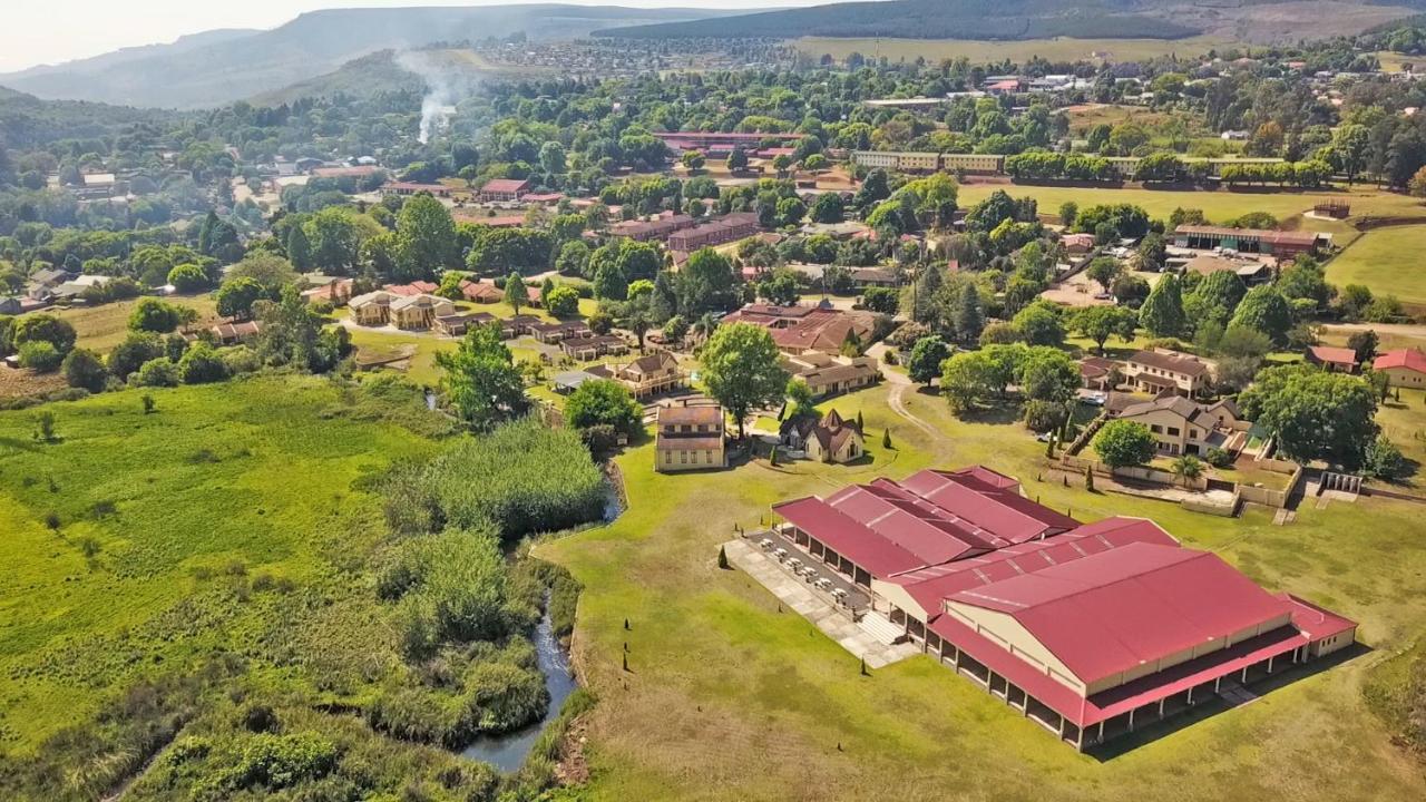 Floreat Riverside Lodge And Spa Sabie Exteriör bild