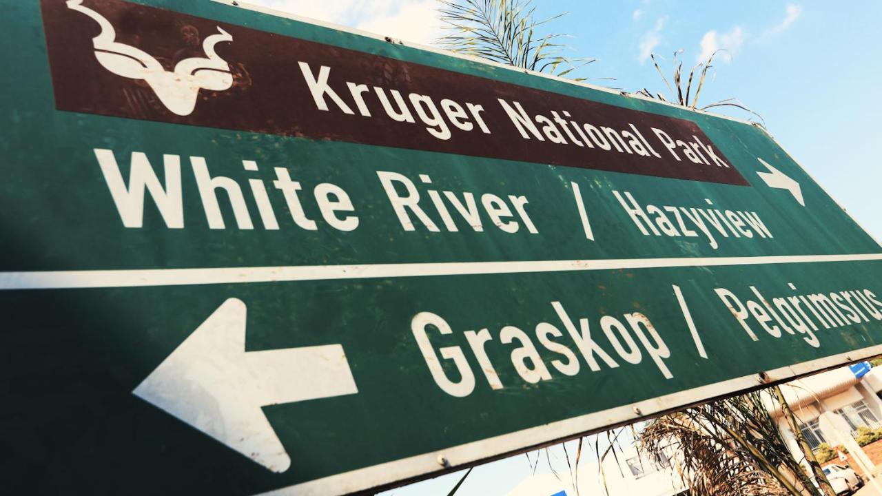 Floreat Riverside Lodge And Spa Sabie Exteriör bild